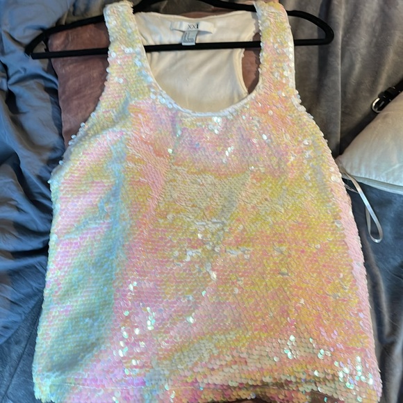 Forever 21 size small sequins tank - Picture 6 of 7